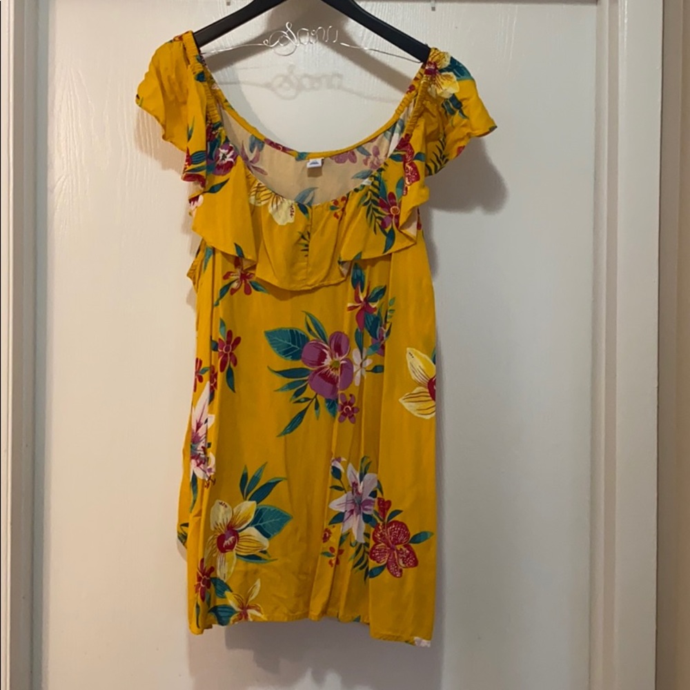 Old Navy yellow off the shoulder floral top